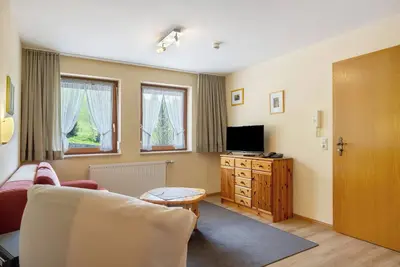 Image de Appartement \"Esche\" avec vue sur les montagnes, terrasse partagée et Wi-Fi