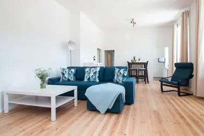 Image de Appartement \"Schloss Glücksburg\" avec vue sur le lac, jardin privé et Wi-Fi