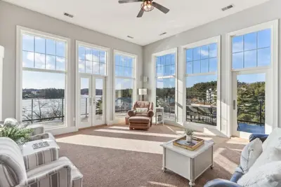 Image de Penthouse Paradise at Delton Grand
