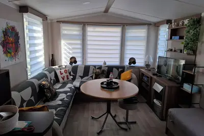 Image de Mobihome Confort 3 Chambres 6 Personnes Dans Le Camping Paradis 4 Etoiles