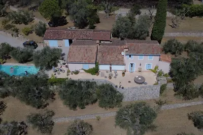 Image de Superbe villa piscine vue mer panoramique et baie de Cannes