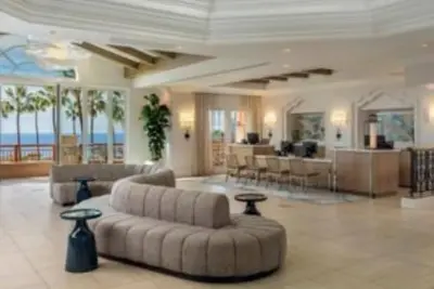 Image de Luxury 2-bedroom condo with WiFi plus resort amenities in charming Newport Beach
