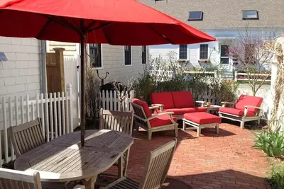 Image de Your perfect Ptown getaway awaits!
