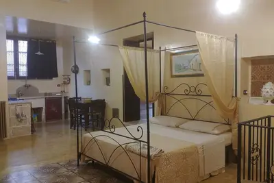 Image de Luxury studio apartment in farmhouse