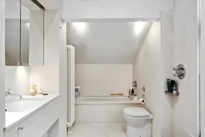 Image de Elegant 3-Bedroom Duplex | Private Garden | Westbourne Gardens, Bayswater W2
