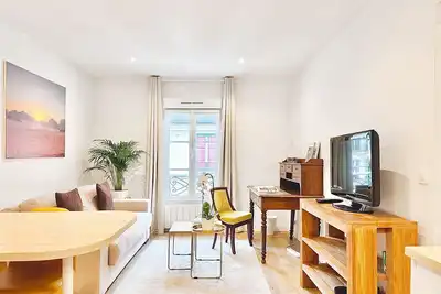 Image de Coco I Appartement Chic, Confortable, Rue Guersant