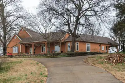 Image de Near Nashville Greenwood farms country home, Gallatin