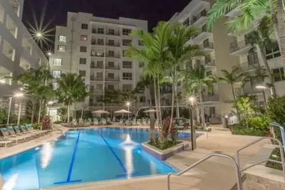 Image de Immaculate 2-bedroom apartment in prime location!