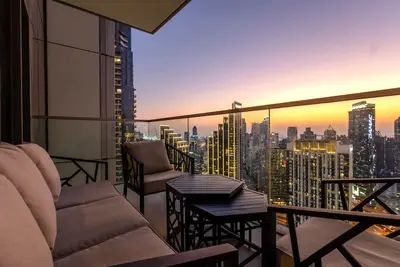 Image de Luxury 1br w/ Ps5 | Walk to Burj & Dubai Mall