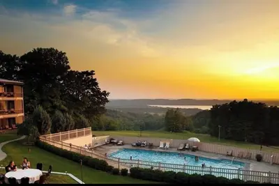 Image de Ski Lodge w Pool/HotTub/Golf & Beach Club Access!