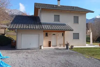 Image de 🏡 Maison avec vue montagne et jardin – entre Annecy et stations du Val d’Arly