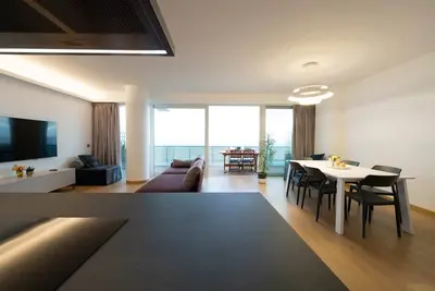Image de The terrace on the sea-front-parking area-90sqm