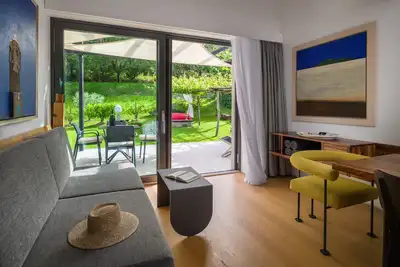 Image de Villa Artes with Outdoor Hot Tub & Sauna
