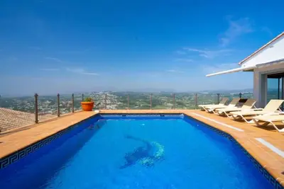 Global Stuttgart - By Global Rental Holidays 8966
