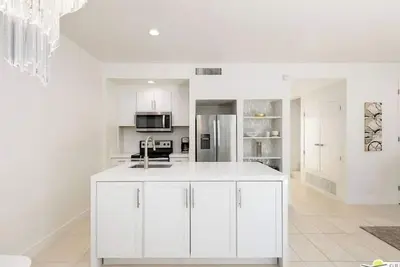 Image de Prime location nestled at the rear of Mountain Cove