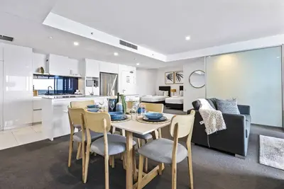 Image de Circle on Cavill - 3 Bedroom Ocean