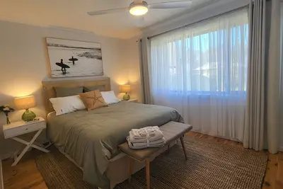 Image de Barefoot Cottage + Studio At The Heads, Pet Friendly