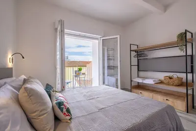 Image de Casa Ginestra. Apartment a few steps from the historic center.