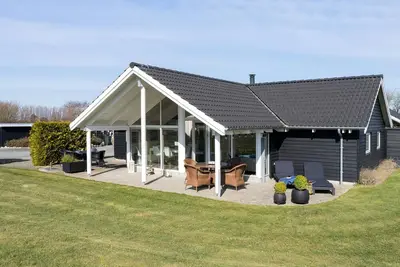 Image de Belle maison Ă Bogense avec WiFi