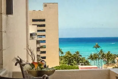 Image de Ocean View Mid Waikiki 1 Block to the Beach