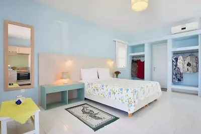 Image de Studio 'Triple No 2' avec vue sur la mer, Wi-Fi et climatisation
