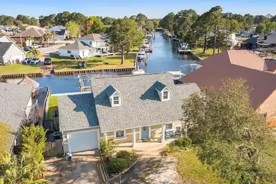 Image de Waterside Bliss- bring your boat!