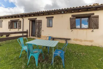 Image de Maison de campagne \"Cabra\" avec vue sur les montagnes, jardin privé et Wi-Fi