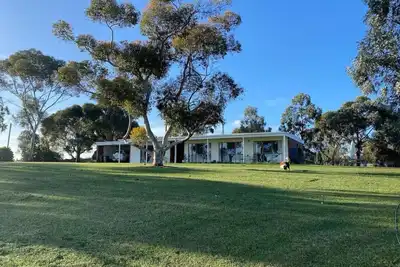 Image de The Gums, Inverleigh. Country escape nestled on 8 acres.