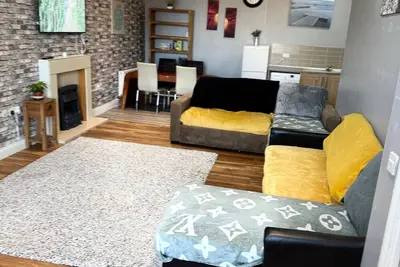 Image de CityCenterApt-4br-Wifi-FreeParking-Retroarcade