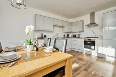 Image de Modern Coastal Retreat with Stunning Sea Views in Bonchurch