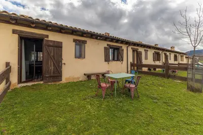 Image de Maison de campagne \"Perro\" avec vue sur les montagnes, jardin privé et Wi-Fi