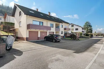 Image de Appartement \"Talblick Schwarzwald\" avec vue sur les montagnes, balcon et Wi-Fi