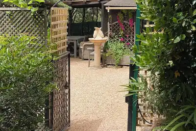 Image de Appartement avec jardin et tranquille