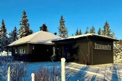 Cozy sports cabin for active holidays