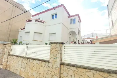 Image de Appartement confortable à Llançà, proche plages et commerces, Wifi inclus