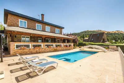 Image de Spectacular home in Navacerrada for nature lovers