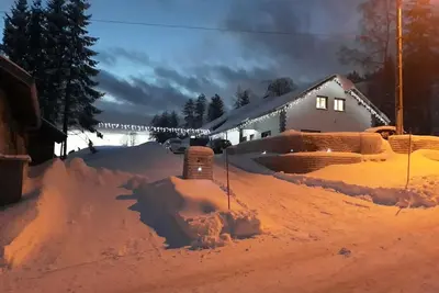 Image de chalet sur les hauteurs avec Espace bien-être