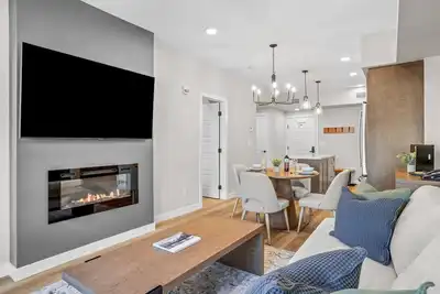 Image de Luxury 1 Bed|Mountain Views |Heated Pool & Hot Tub