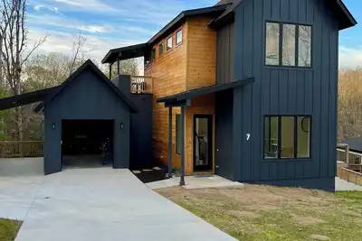 Image de Bella Retreat Modern Newly Built Mtn Biking Family Getaway Sleeps 6