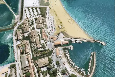 Image de Duplex T3, Plage à 50m, Gde Terrasse plein sud, 2 ch + salon\/séjour.
