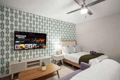 Image de Great Green Brentwood Stay! 12 Min to Dtx!