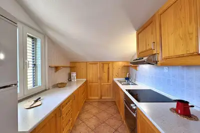 Image de Appartement de vacances Vantačići pour 1 - 5 personnes avec 2 chambres à coucher - Maison de vacance