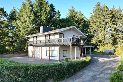 Image de Beachwood Surf House