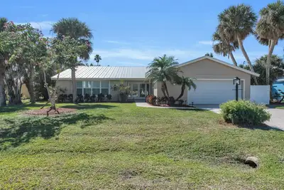 Image de Walk To The Beach! 3 Bedroom Home! Renovated 2024!