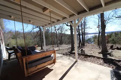 Image de Cozy 3-bedroom home on beautiful Bull Shoal with WiFi, Ac
