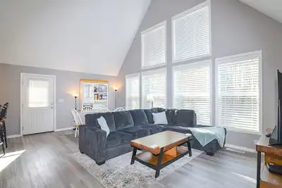 Image de Peaceful Creekside Oasis in Tranquil Rockaway Beach