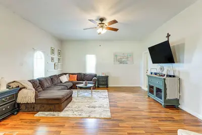 Image de Private Patio w/ View: Peaceful Trenton Home