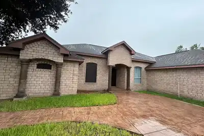 Image de Four Bedrooms, Outdoor Kitchen, Minutes to Airport