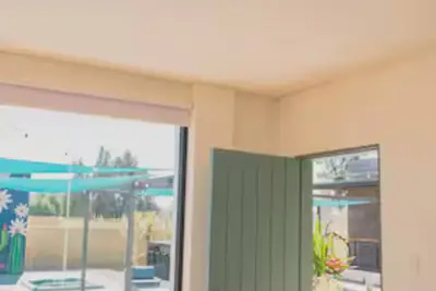 Image de Entire home in Ejido El Porvenir, Guadalupe, Mexico- La Vid Urbana - Midnight