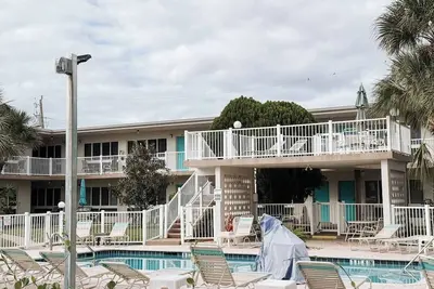 Image de Floranada 1br, pool view, and beach access